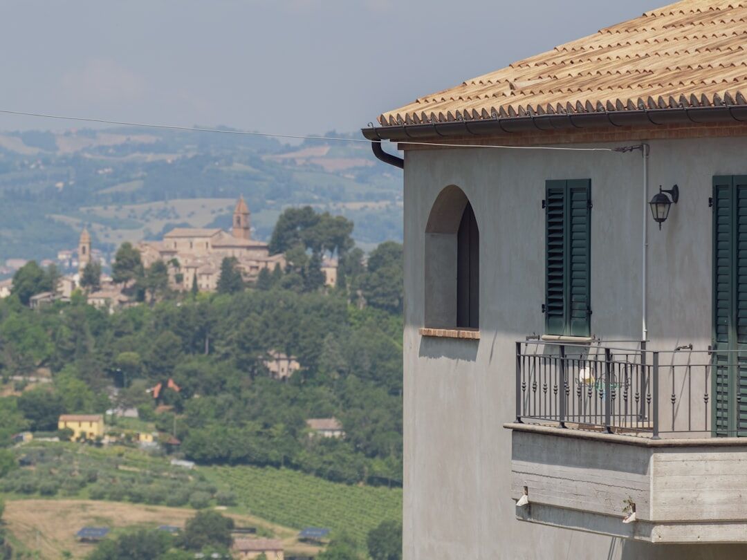 tuscany villa exterior